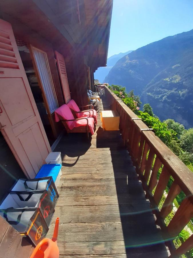 Ferienwohnung Chalet Heimatglück Embd Exterior foto